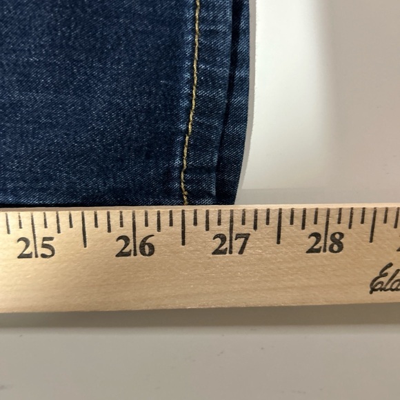 Hollister Jean Legging Women’s Juniors 5 Blue Dark Wash Jeans 27X29 Actual 27X27 - Picture 10 of 12